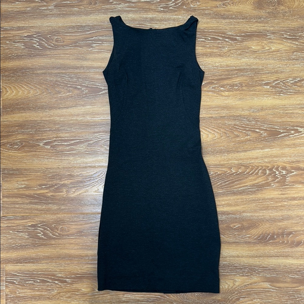 Mm Lafleur Elegant Black Sleeveless Dress